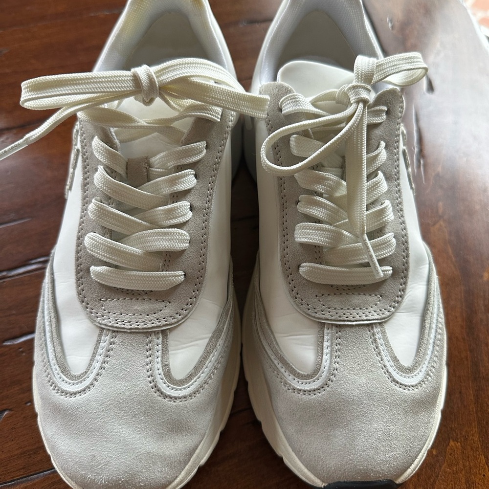 Tory Burch White and Light Gray Leather & Suede Platform Sneakers - Picture 7 of 8